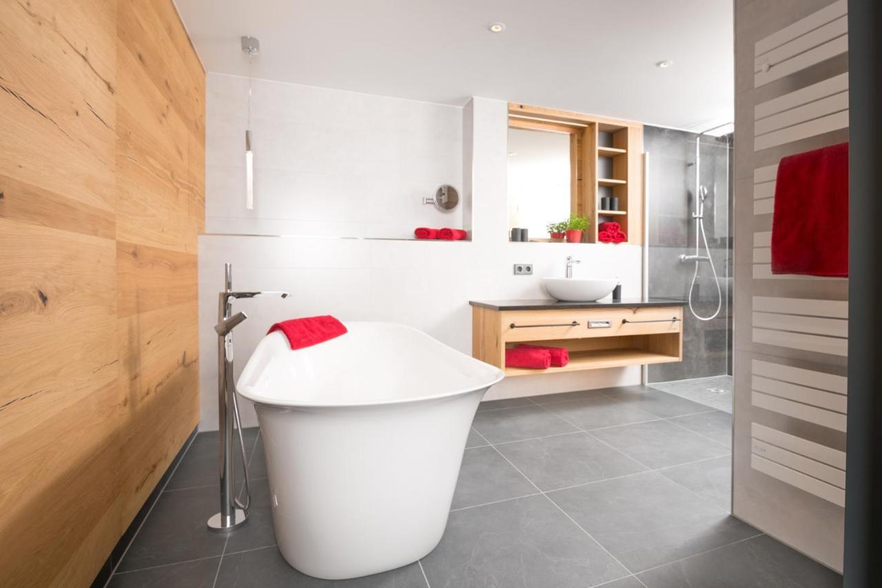 Chalet-Ferienwohnung Giebeltraum, 115 Qm, Wellness/Fitness/Sauna - Bergroedelhof Feilitzsch Esterno foto