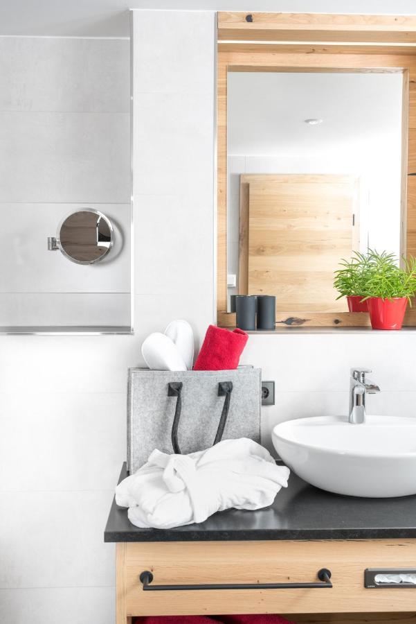Chalet-Ferienwohnung Giebeltraum, 115 Qm, Wellness/Fitness/Sauna - Bergroedelhof Feilitzsch Esterno foto