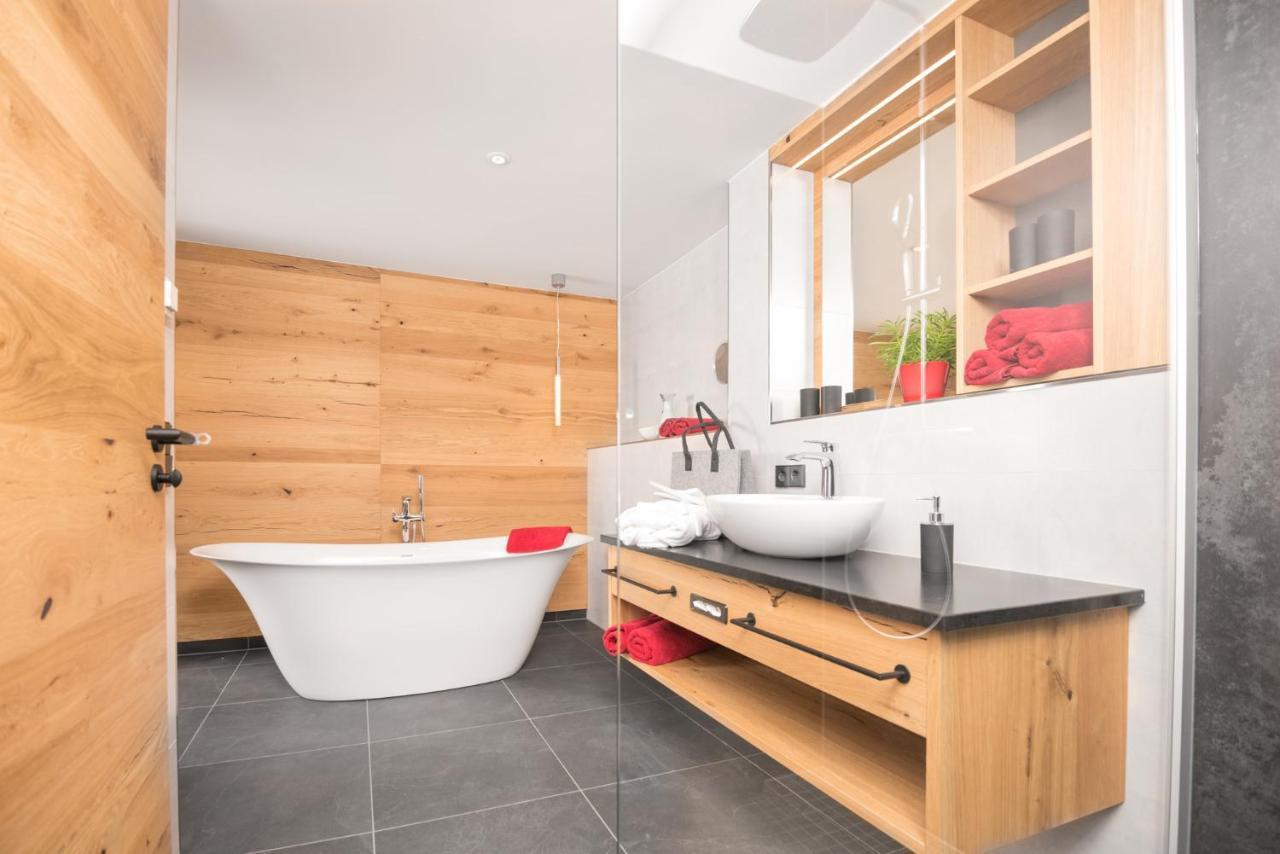 Chalet-Ferienwohnung Giebeltraum, 115 Qm, Wellness/Fitness/Sauna - Bergroedelhof Feilitzsch Esterno foto