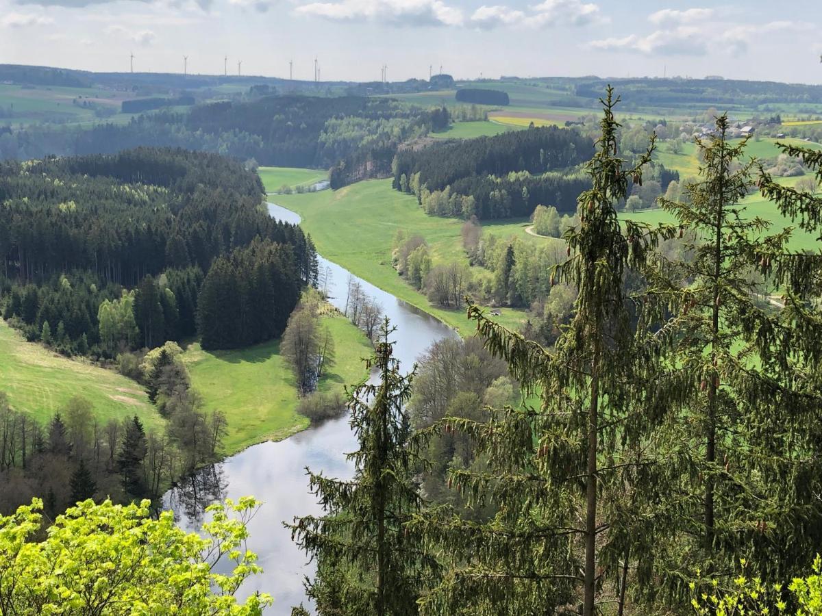 Chalet-Ferienwohnung Giebeltraum, 115 Qm, Wellness/Fitness/Sauna - Bergroedelhof Feilitzsch Esterno foto