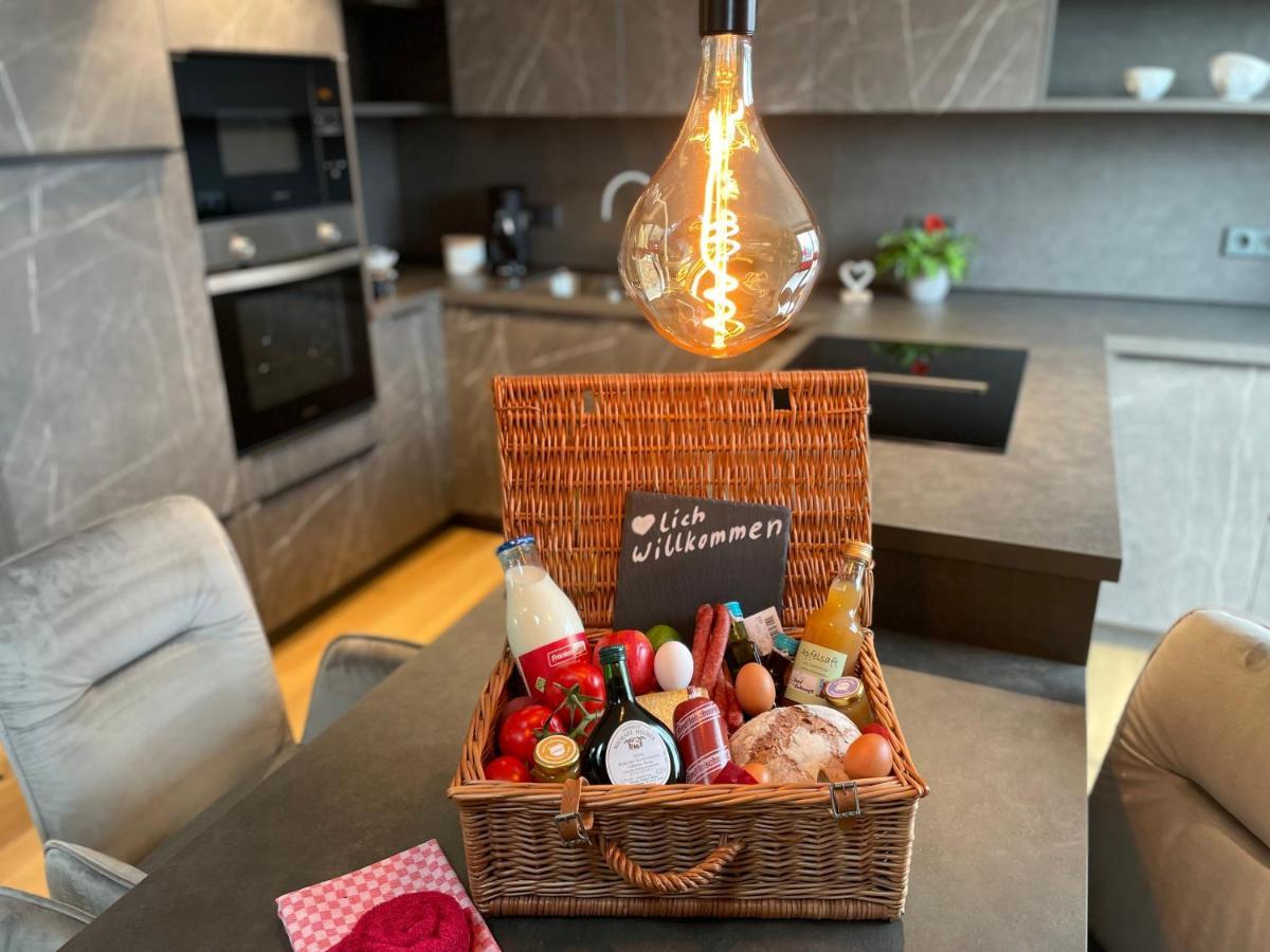 Chalet-Ferienwohnung Giebeltraum, 115 Qm, Wellness/Fitness/Sauna - Bergroedelhof Feilitzsch Esterno foto