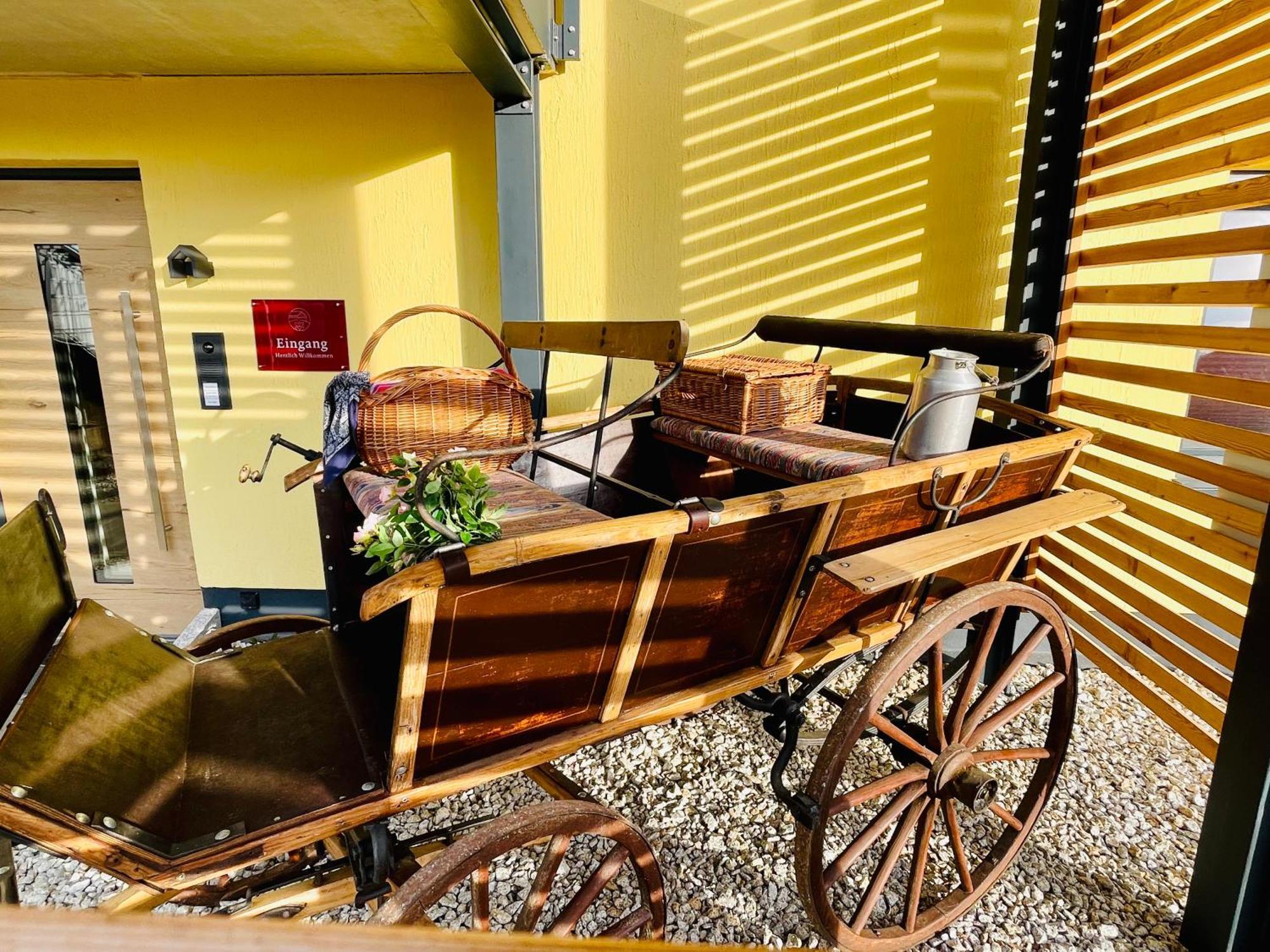 Chalet-Ferienwohnung Giebeltraum, 115 Qm, Wellness/Fitness/Sauna - Bergroedelhof Feilitzsch Esterno foto